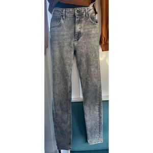 Light wash grey ONLY pants size 32